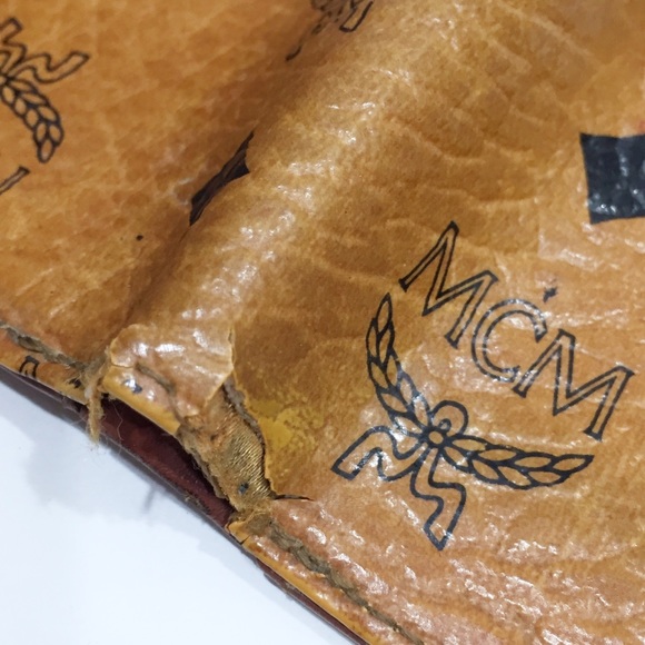 MCM vintage cognac visetos bifold wallet - Picture 3 of 9